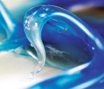 Golden Gesso, medier og fernisser